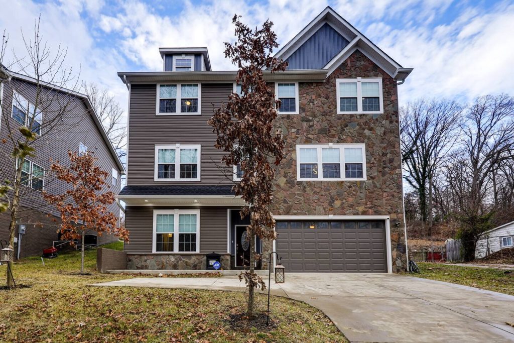 Housing Near Marine Corps Base Quantico: 1 Mile From the Gate